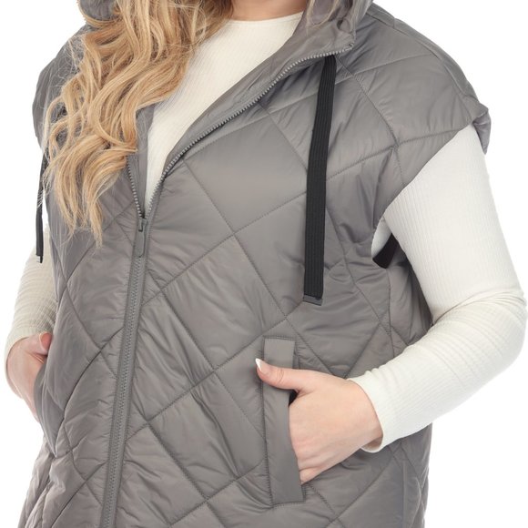 Plus Size Diamond Quilted Hooded Puffer Vest - Picture 4 of 5